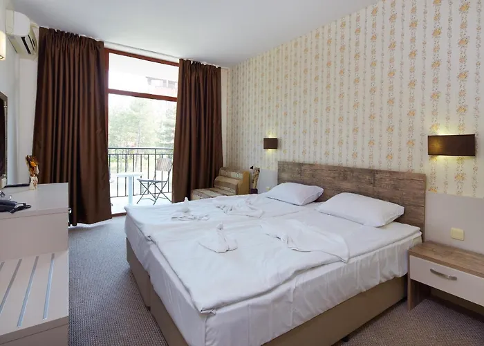 Hotel Lira